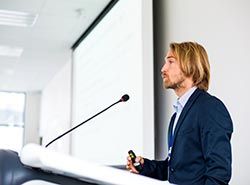 Interessante seminar i Spanien ved firmarejser til Barcelona