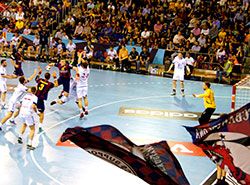 Biljetter till Barcelonas matcher för lag på träningsläger för handboll i Spanien