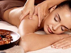 Nyd forskellige slags massage i Barcelona, Spanien